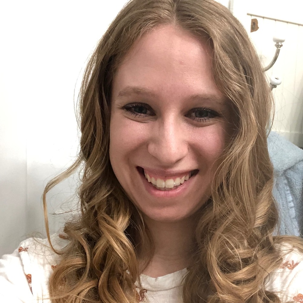 Meet your Posher, Alyson